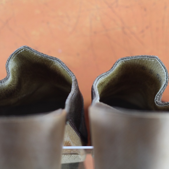 Vintage Suede and Wood Clogs - Picture 14 of 16